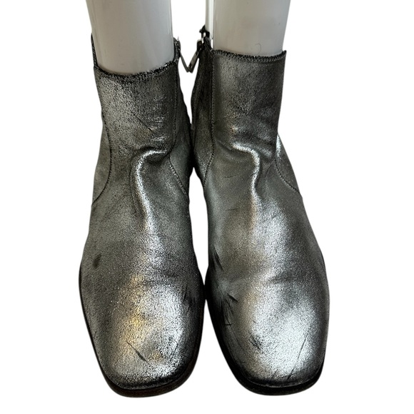 Tom Ford Silver distress ankle boots size